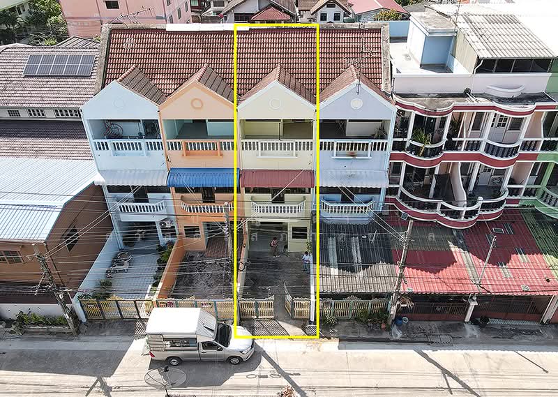 Townhome for sale, Prachachuen 37, Bang Sue, Bangkok, Bangkok, ประชาชื่น, Bang Sue, Bang Sue, Bangkok, 4 Bedrooms, 140 sqm, Townhouse For Sale, by Parinthida Sawuddisopakaykul, 11715191 - DDproperty.com
