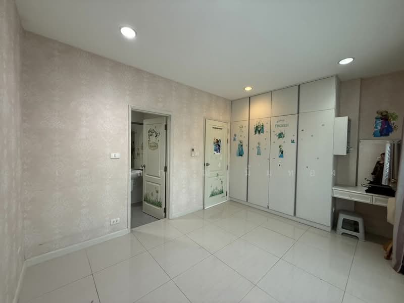 Bangkok Boulevard Rama 9-Srinakarin, Bangkok, Krungthep Kreetha Road, Saphan Sung, Saphan Sung, Bangkok, 4 Bedrooms, 220 sqm, Single Detached House For Rent, by เสาวลักษณ์ มิ้มทอง, 11715368 - DDproperty.com