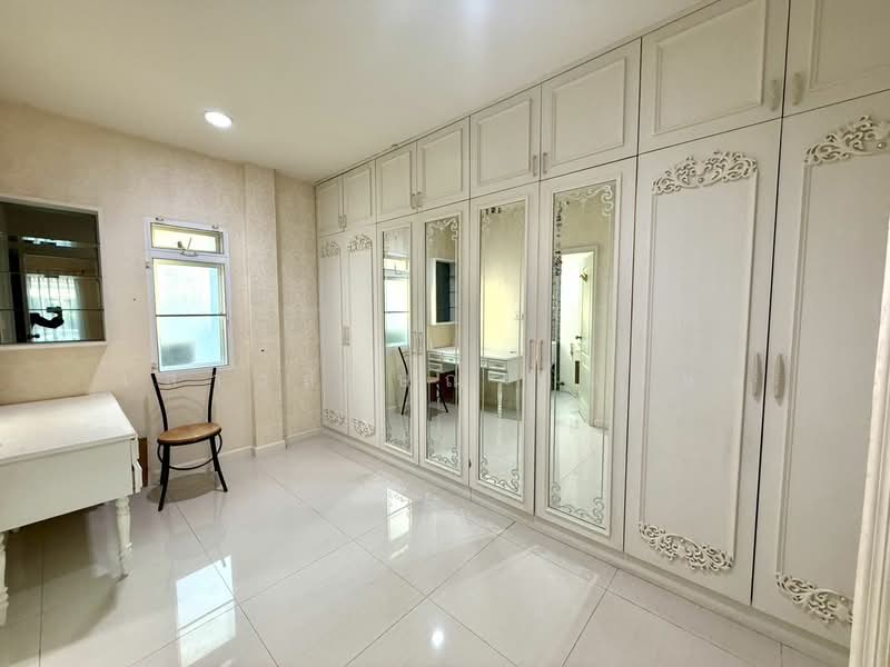 Bangkok Boulevard Rama 9-Srinakarin, Bangkok, Krungthep Kreetha Road, Saphan Sung, Saphan Sung, Bangkok, 4 Bedrooms, 220 sqm, Single Detached House For Rent, by เสาวลักษณ์ มิ้มทอง, 11715368 - DDproperty.com