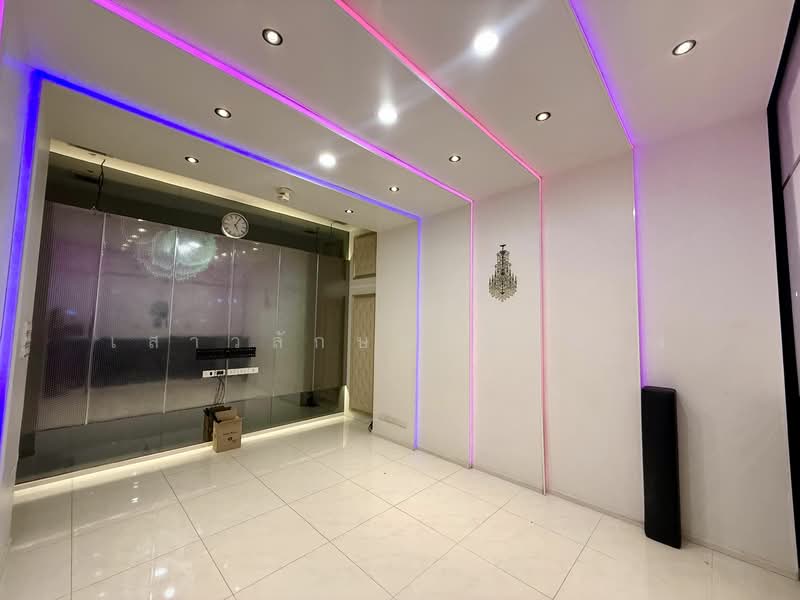 Bangkok Boulevard Rama 9-Srinakarin, Bangkok, Krungthep Kreetha Road, Saphan Sung, Saphan Sung, Bangkok, 4 Bedrooms, 220 sqm, Single Detached House For Rent, by เสาวลักษณ์ มิ้มทอง, 11715368 - DDproperty.com