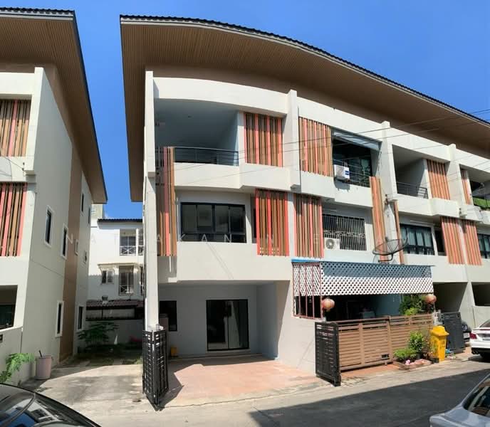The Symphony Townhome, Bangkok, 189 Soi Nawamin 163, Nuan Chan, Bueng Kum, Bangkok, 3 Bedrooms, 207 sqm, Townhouse For Rent, by Nattakan nueaiam, 11715806 - DDproperty.com