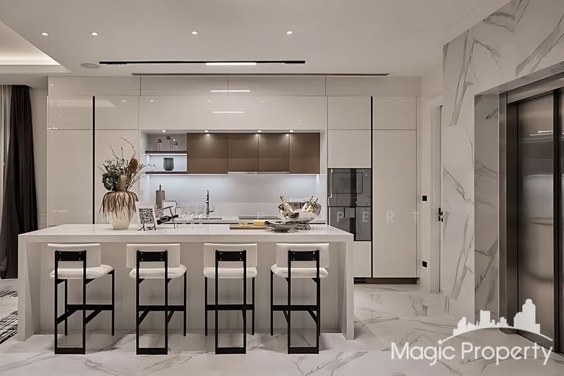 The Boulevard Ekkamai, Bangkok, 98 Soi Prasertdee, Khlong Tan Nua, Watthana, Bangkok, 4 Bedrooms, 500 sqm, Single Detached House For Sale, by Magic Property, 11716239 - DDproperty.com