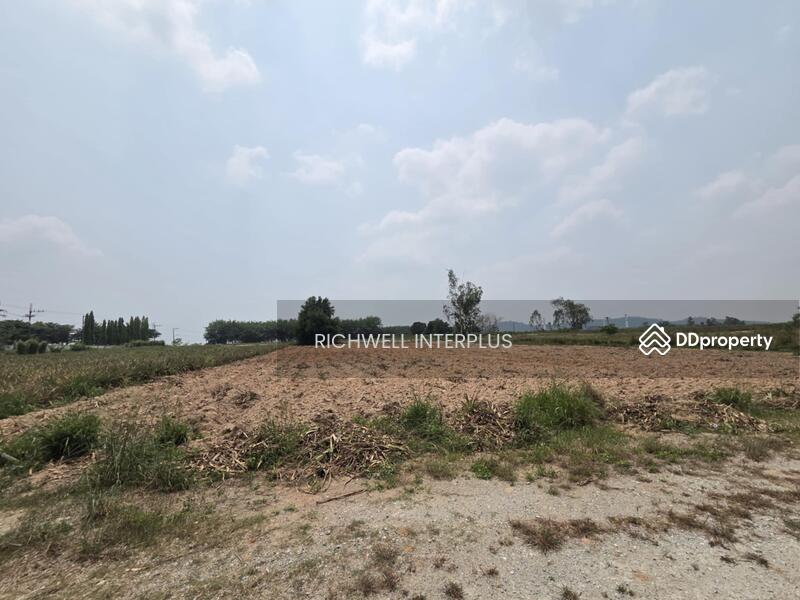 For Sale - Land for sale in Nong Suea Chang, 2 rai, roadside on 2 sides, near Highway 4064, 1.3 km.,, Chon Buri