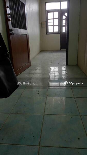 ขาย - ขาย อาคารพาณิชย์ 27 ตร.ว. ใกล้ ตลาดนำชัย, กรุงเทพ