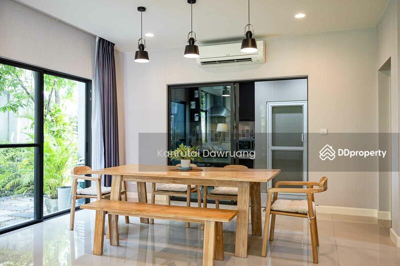 For Sale - Setthasiri Pattanakarn, Bangkok