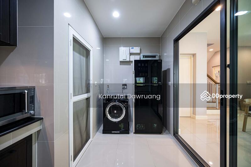 For Sale - Setthasiri Pattanakarn, Bangkok