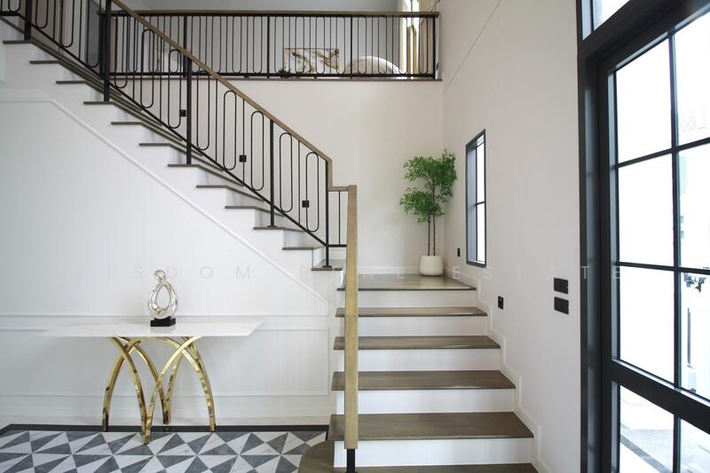 Setthasiri Bangna Km.10, Samut Prakan, Bangphli Yai, Bang Plee, Samut Prakan, 5 Bedrooms, 377 sqm, Single Detached House For Sale, by Wisdom Real Estate, 11718931 - DDproperty.com