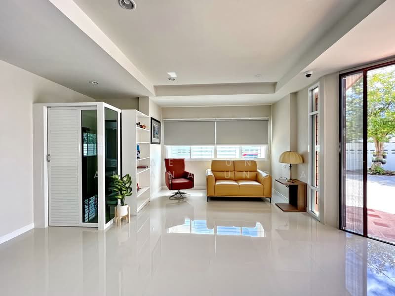 HB39 : House/Home Stay for sale in Rimkok area, Chiangrai, Chiang Rai, Rim Kok, Muang Chiang Rai, Chiang Rai, 5 Bedrooms, 269 sqm, Single Detached House For Sale, by Kaekwun Kanjanapungka, 11719579 - DDproperty.com