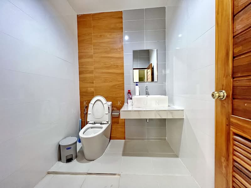 HB39 : House/Home Stay for sale in Rimkok area, Chiangrai, Chiang Rai, Rim Kok, Muang Chiang Rai, Chiang Rai, 5 Bedrooms, 269 sqm, Single Detached House For Sale, by Kaekwun Kanjanapungka, 11719579 - DDproperty.com