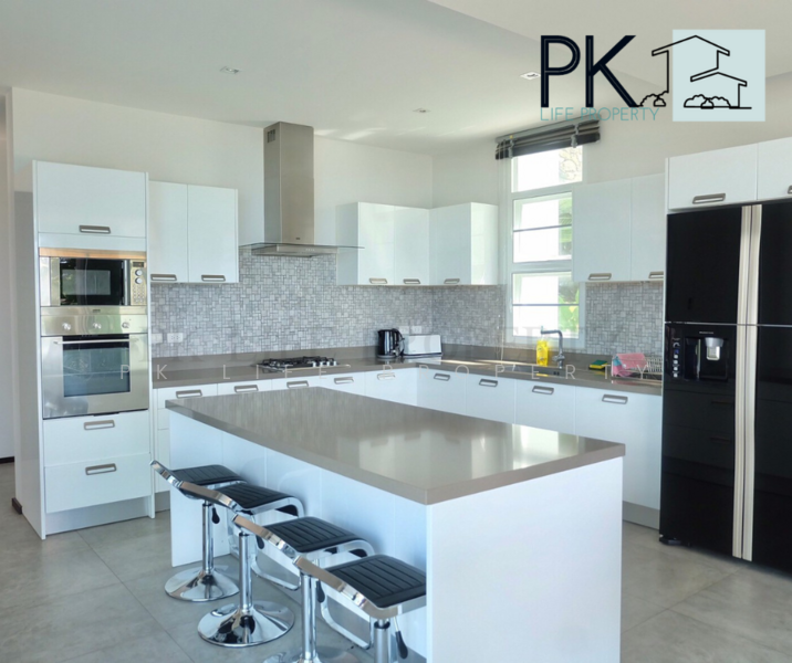 7R0368 Pool villa seaview 3bedroom 4bathroom 145,000/month at Rawai have fully furnished, Phuket, Rawai, Muang Phuket, Phuket, 3 Bedrooms, 500 sqm, Villa For Rent, by PK LIFE Property, 11719917 - DDproperty.com