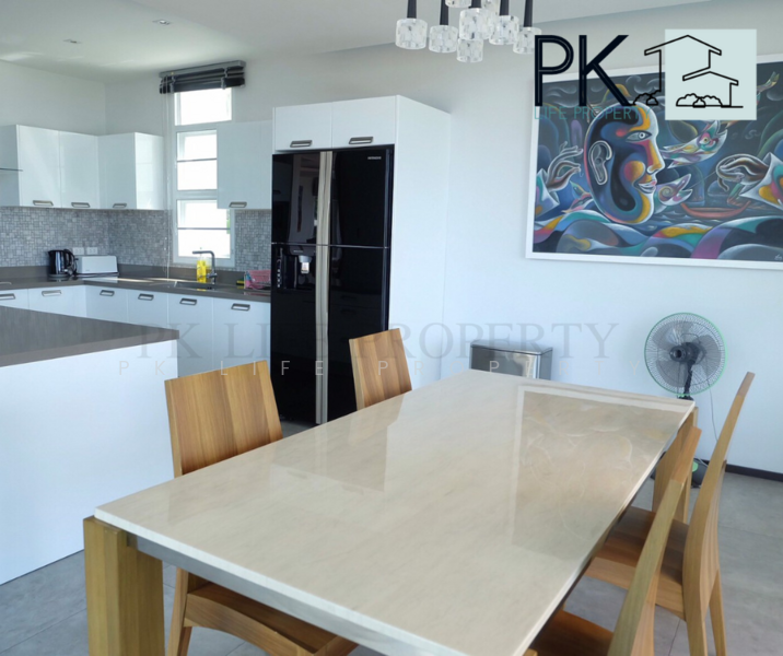 For Rent - 7R0368 Pool villa seaview 3bedroom 4bathroom 130,000/month at Rawai have fully furnished, Phuket