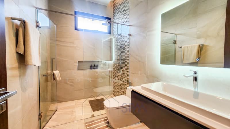 Palm Hills Golf Club and Residence, Phetchaburi, 1444 Phet Kasem Rd, Cha-am, Cha-Am, Phetchaburi, 4 Bedrooms, 710 sqm, Villa For Sale, by Chuanpit Tongmanee, 11720715 - DDproperty.com