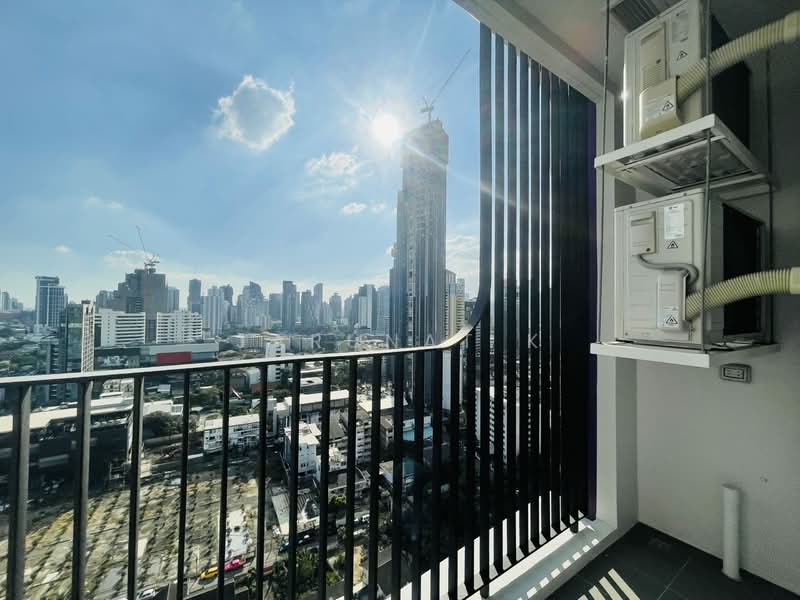 XT Ekkamai, Bangkok, 259 Soi Sukhumvit 63, Khlong Tan Nua, Watthana, Bangkok, 1 Bedroom, 30 sqm, Condo For Rent, by Jarunat K, 11720757 - DDproperty.com