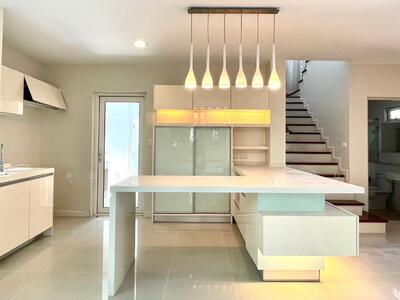 ขาย - Mantana Bangna Km.13 : มัณฑนา บางนา กม.13, สมุทรปราการ