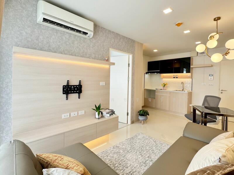 Airlink Residence, Bangkok, Rom Klao Road, Khlong Sam Prawet, Lat Krabang, Bangkok, 1 Bedroom, 35 sqm, Condo For Sale, by ดลภัทร เพชรจรัสชัย, 11721506 - DDproperty.com