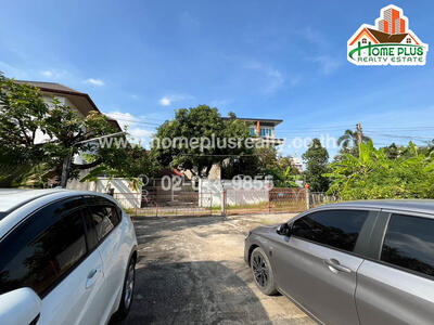 ขาย - ที่ดินพร้อมสิ่งปลูกสร้างซอยรัชดาภิเษก31 เนื้อที่ 537 ตารางวา (ขาย 3 แปลงรวมกัน), กรุงเทพ