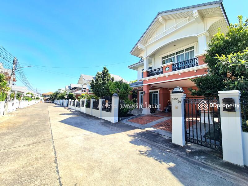 สนใจ ติดต่อคุณเอดิน่า 0855962287  Line @KrutzRealty