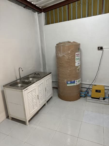 3-story townhouse 99/338 Soi Sridan 22, Samut Prakan, Bang Kaeo, Bang Plee, Samut Prakan, 4 Bedrooms, 75 sqm, Townhouse For Rent, by PATTANAPOL SOODTO, 11723337 - DDproperty.com