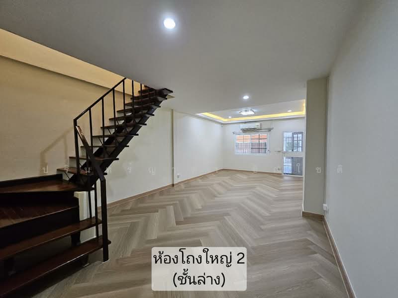 Townhome Ladprao Wanghin, Bangkok, Lat Phrao, Lat Phrao, Bangkok, 4 Bedrooms, 209 sqm, Townhouse For Rent, by ปรินทร์ญาดา ชิณโชติ, 11723581 - DDproperty.com