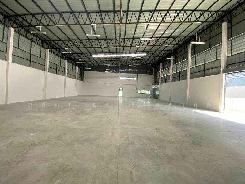 ให้เช่า - The Matrix : เดอะ แมทริกซ์, นครปฐม