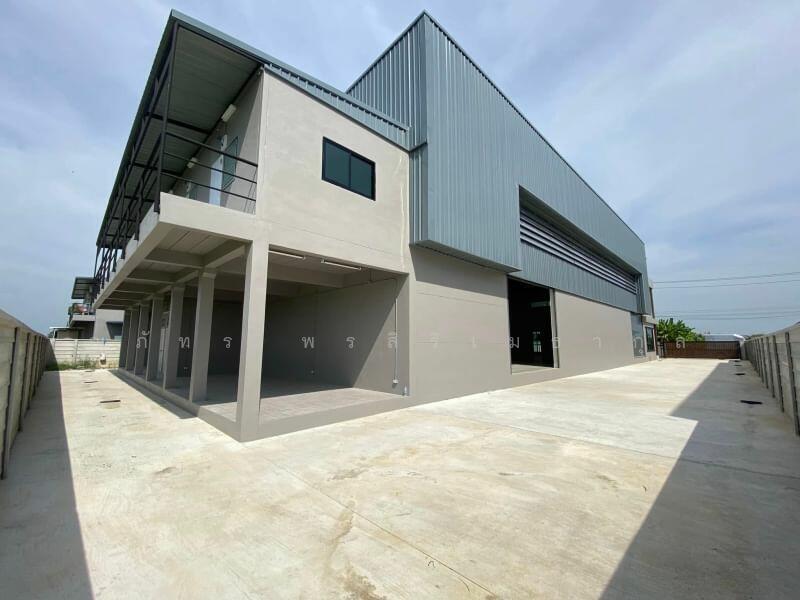 ให้เช่า - The Matrix : เดอะ แมทริกซ์, นครปฐม