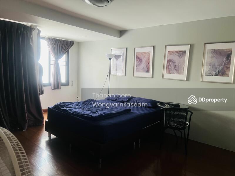 For Sale - 2-Storey Townhome for Sale Perfect for Living or Office Use Ladprao 26 | 200 SQM | Near MRT Ladprao, Bangkok