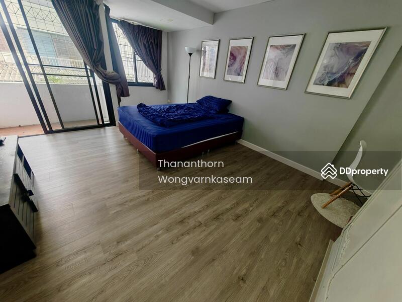 For Sale - 2-Storey Townhome for Sale Perfect for Living or Office Use Ladprao 26 | 200 SQM | Near MRT Ladprao, Bangkok