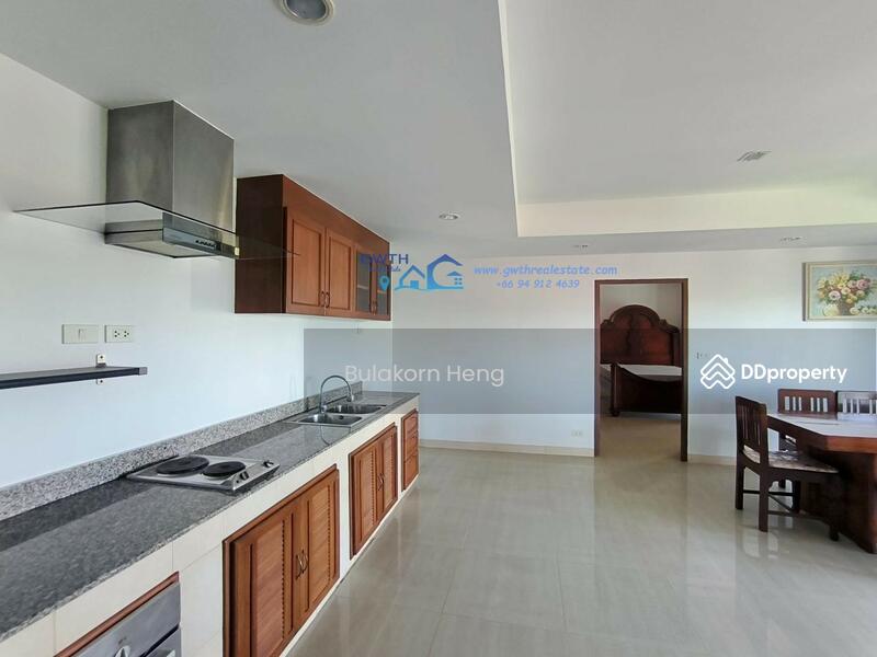 For Rent - Classic style residence for rent near Phra Khanong BTS, Bangkok