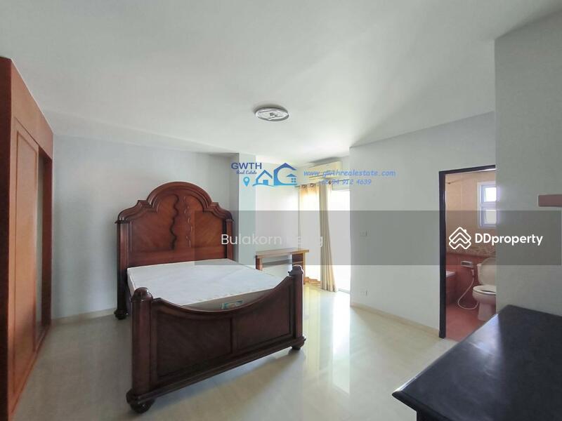 For Rent - Classic style residence for rent near Phra Khanong BTS, Bangkok