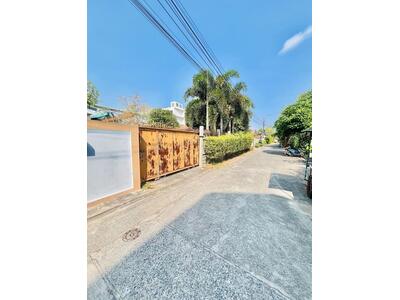 ขาย - ที่ดินลาดพร้าว109 ขนาด103วา ใกล้เวชธานี เดอะมอลล์บางกะปิ, กรุงเทพ