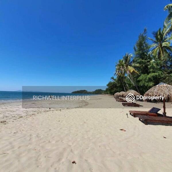 For Sale - For sale: Resort on a private island, Koh Sukorn, area 9 rai, Palian District,, Trang