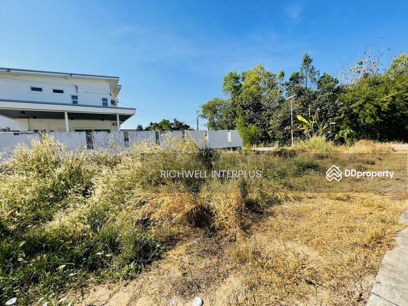 For Sale - Land for sale in Nong Lalok, 68 sq.w., on 2 sides of a concrete road, already filled in,, Rayong