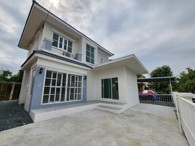 ขาย - Vararom Lakeview : วรารมย์ เลควิลล์, สมุทรปราการ