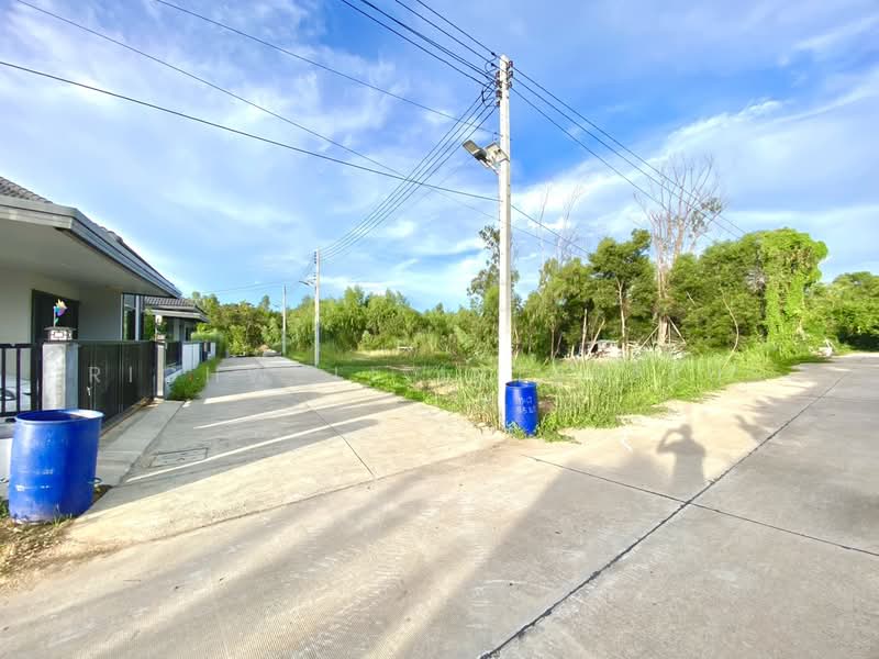 Land for sale in Taphong, filled in, area 52 sq.w., next to concrete road, Takad Sai 1,, Rayong, Taphong, Muang Rayong, Rayong, , 212 sqm, Land For Sale, by RICHWELL INTERPLUS, 11727293 - DDproperty.com