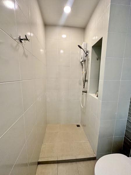 Brompton Pet Friendly Sukhumvit 107, Samut Prakan, Soi Bearing 4, Samrong Nua, Muang Samut Prakarn, Samut Prakan, 1 Bedroom, 27 sqm, Condo For Sale, by Pongpan Matkhao, 11727434 - DDproperty.com
