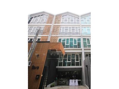 ขาย - Hof Udomsuk : ฮฮฟ อุดมสุข, กรุงเทพ