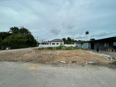 ขาย - ขายที่ดินถมแล้วเชิงเนินเนื้อที่ 141 ตรว.ติดถนน2ด้าน หลังเทศบาลเชิงเนินใกล้แยกบ้านดอน(ถนนเส้น36), ระยอง