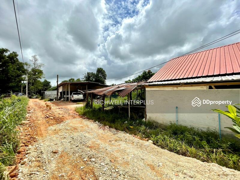 For Sale - House for sale with land, Takhan, area 142 sq.w., on a concrete road, near Ban Don intersection,, Rayong