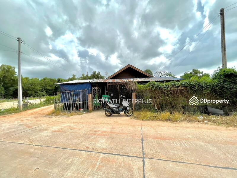 For Sale - House for sale with land, Takhan, area 142 sq.w., on a concrete road, near Ban Don intersection,, Rayong