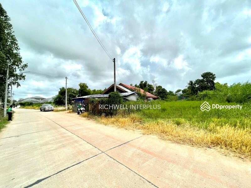 For Sale - House for sale with land, Takhan, area 142 sq.w., on a concrete road, near Ban Don intersection,, Rayong