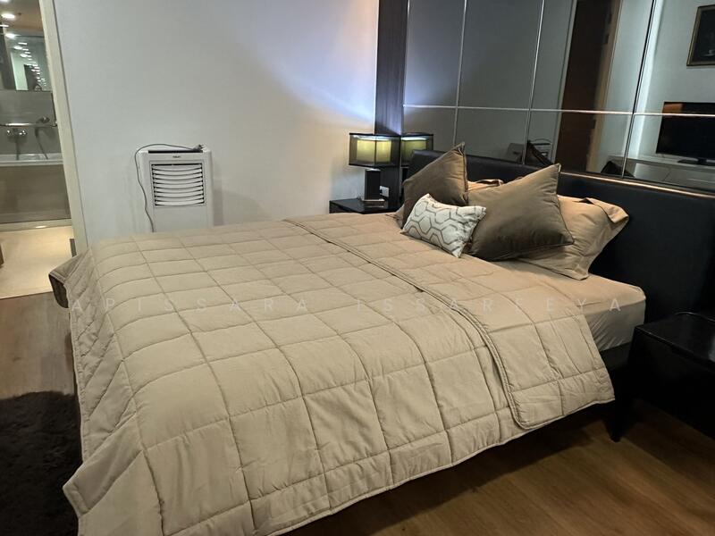 15 Sukhumvit Residences, Bangkok, Soi Sukhumvit 15, Khlongtoei Nua, Watthana, Bangkok, 2 Bedrooms, 90 sqm, Condo For Rent, by Apissara Issareeya, 11728665 - DDproperty.com