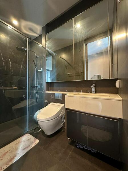 The Esse at Singha Complex, Bangkok, 1788 New Petchaburi Rd, Khlongtoei Nua, Watthana, Bangkok, 1 Bedroom, 36 sqm, Condo For Rent, by Ratsarin Sirinipaspong, 11729836 - DDproperty.com