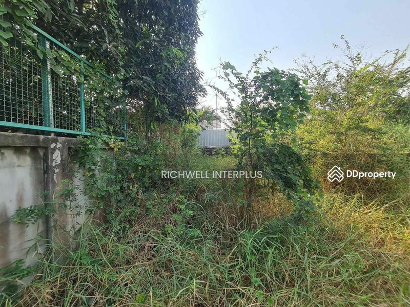 For Sale - Land for sale with buildings in the heart of Paet Riew, 188 sq m, on the new Si Sot road., Chachoengsao