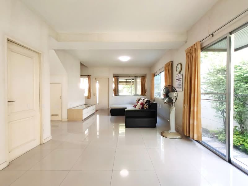 บ้านใหม่ พระราม 9-วงแหวน, Bangkok, Saphan Sung, Bangkok, 3 Bedrooms, 197 sqm, Townhouse For Sale, by ปุณณภา นารานนทชัย, 11729943 - DDproperty.com