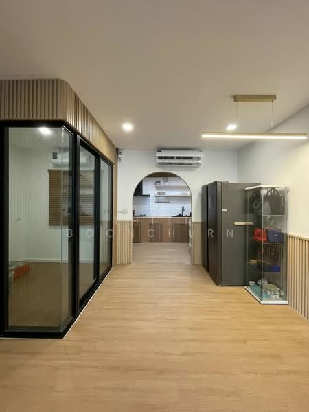 Patio Srinakarin-Rama 9, Bangkok, Krungthep Kreetha Road, Hua Mak, Bang Kapi, Bangkok, 3 Bedrooms, 193 sqm, Townhouse For Rent, by Thiti Boonchurn, 11730268 - DDproperty.com