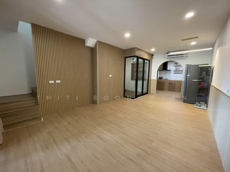 Patio Srinakarin-Rama 9, Bangkok, Krungthep Kreetha Road, Hua Mak, Bang Kapi, Bangkok, 3 Bedrooms, 193 sqm, Townhouse For Rent, by Thiti Boonchurn, 11730268 - DDproperty.com