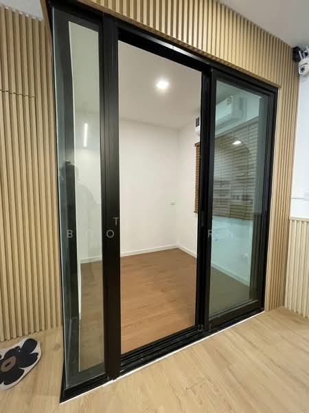 Patio Srinakarin-Rama 9, Bangkok, Krungthep Kreetha Road, Hua Mak, Bang Kapi, Bangkok, 3 Bedrooms, 193 sqm, Townhouse For Rent, by Thiti Boonchurn, 11730268 - DDproperty.com