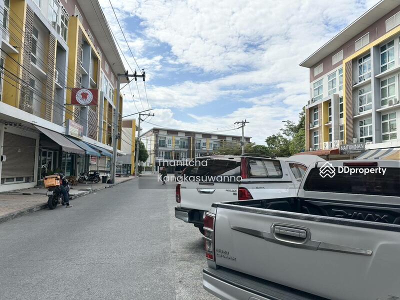 ให้เช่า - ให้เช่าอาคารพาณิชย์4 ชั้นโครงการ สุวรรณภูมิทาวน์@ หัวตะเข้ ถนนลาดกระบัง, กรุงเทพ