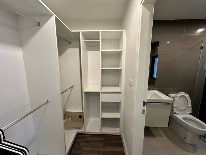 Bridge Sathorn-Narathiwas, Bangkok, 7 Naradhiwas Rajanagarindra Rd, Chong Nonsi, Yan Nawa, Bangkok, 1 Bedroom, 34 sqm, Condo For Rent, by พชร ชาญศิริ, 11731363 - DDproperty.com