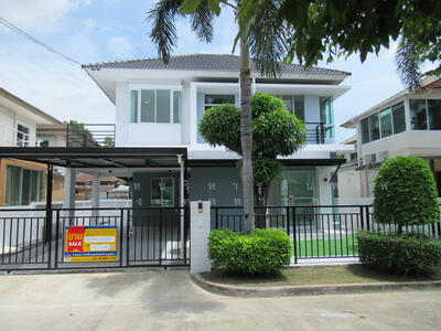 ขาย - Life Bangkok Boulevard Soi Petchkasam 81, กรุงเทพ